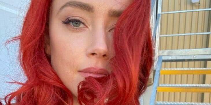 Amber Heard no set de Aquaman