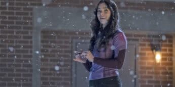 Hailee Steinfeld como Kate Bishop