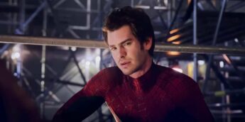 Andrew Garfield traje preto