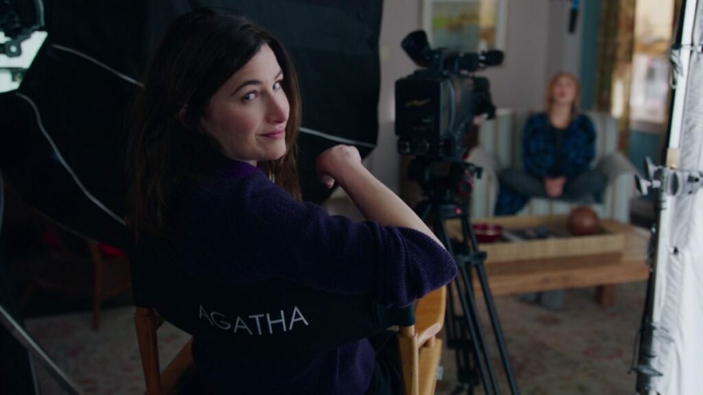 Kathryn Hahn como Agatha
