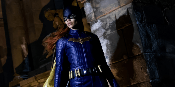 compositora de 'Batgirl' novo uniforme lançamento