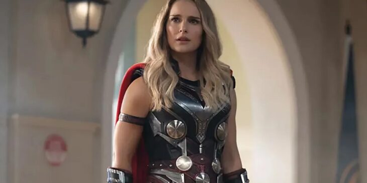 Natalie Portman como Poderosa Thor