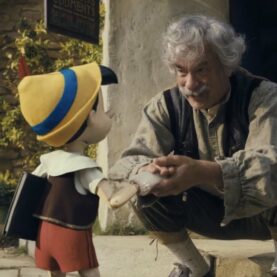 Tom Hanks é Geppetto em Pinochio Pinóquio Disney+ vídeo