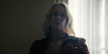 Jamie Lee Curtis como Laurie Strode em Halloween Ends