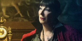 Anjelica Huston em John Wick