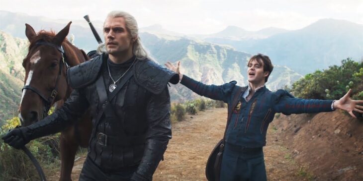 Henry Cavill e Joey Batey em The Witcher