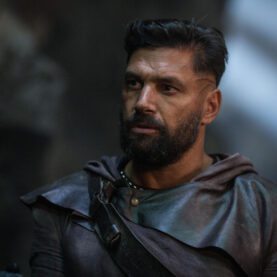 Manu Bennett