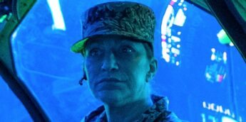 Edie Falco como General Frances em Avatar 2