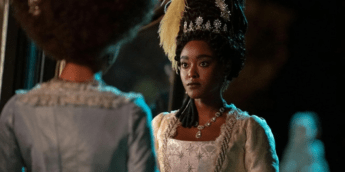 Lady Danbury em Queen Charlotte