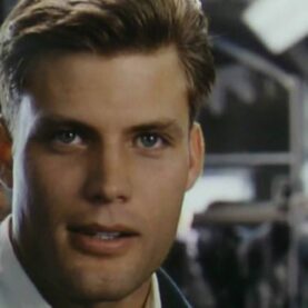 Casper Van Dien