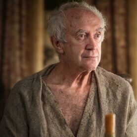 Jonathan Pryce