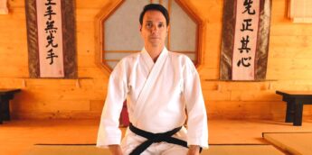 Ralph Macchio como Daniel LaRusso