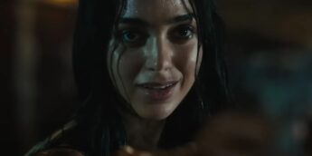 Melissa Barrera em A Filha do Drácula