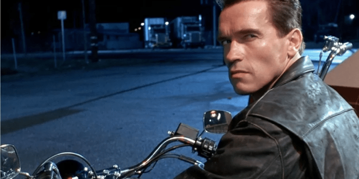 Arnold Schwarzenegger em O Exterminador do Futuro 2