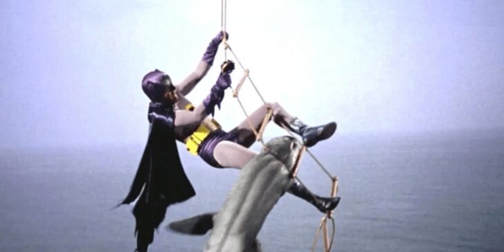 item-iconico-repelente-de-tubarão-batman