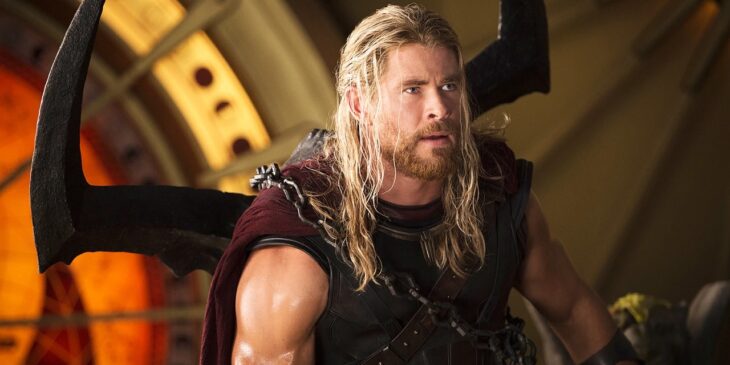 Thor com Chris Hemsworth