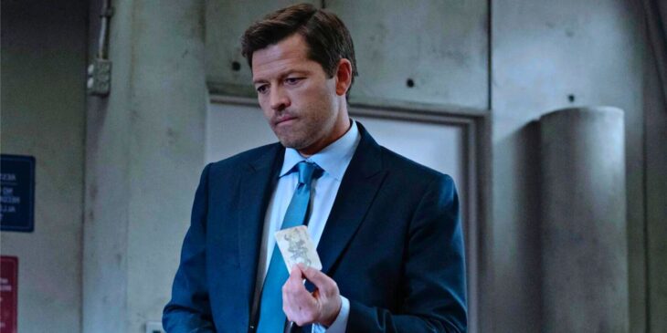 Misha Collins como Harvey Dent em Gotham Knights