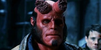Ron Perlman como Hellboy