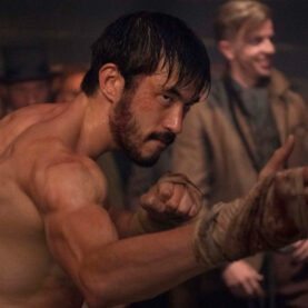 Andrew Koji em Warrior