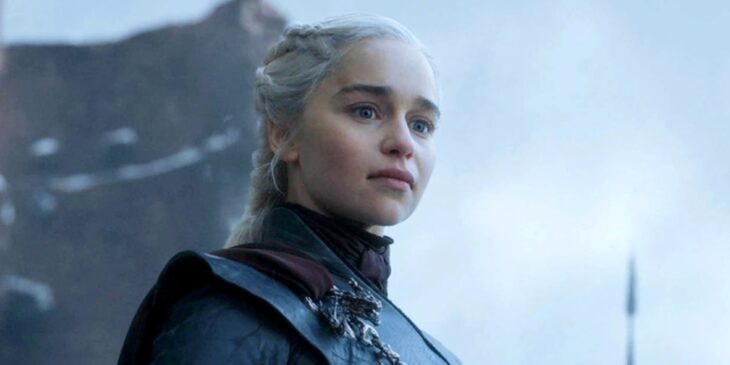 Emilia Clarke em Jon Snow