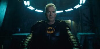 Michael Keaton como Batman em The Flash