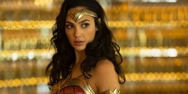 Gal Gadot como Mulher-Maravilha