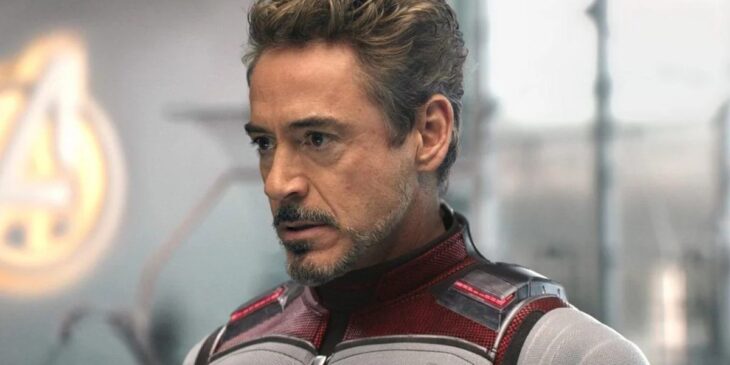 Robert Downey Jr. como Tony Stark