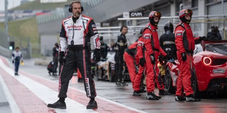 David Harbour em Grand Turismo