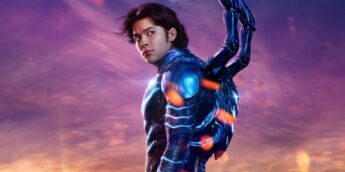 Xolo Maridueña com armadura de Besouro Azul