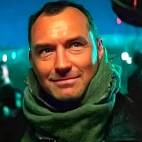 Jude Law na série Skeleton Crew