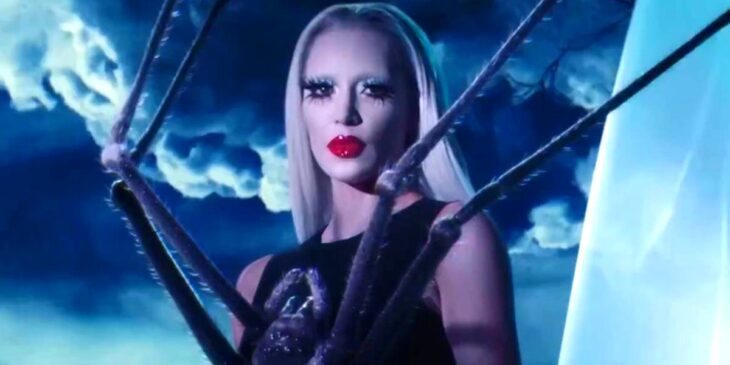 Kim Kardashian em American Horror Story Delicate