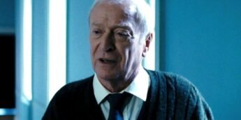 Michael Caine em Batman O Cavaleiro das Trevas