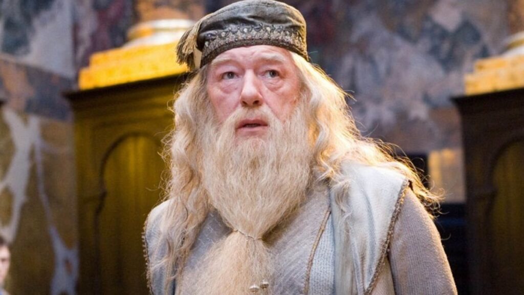 Michael Gambon é Dumbledore em Harry Potter