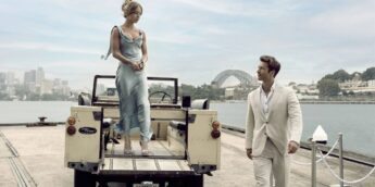 Sydney Sweeney e Glen Powell em Todos Menos Você