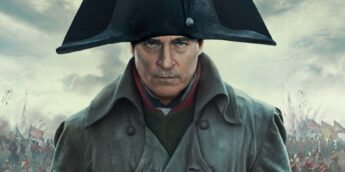 Joaquin Phoenix caracterizado de Napoleão
