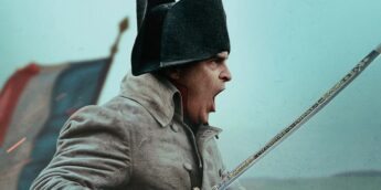 Joaquin Phoenix é Napoleão em guerra