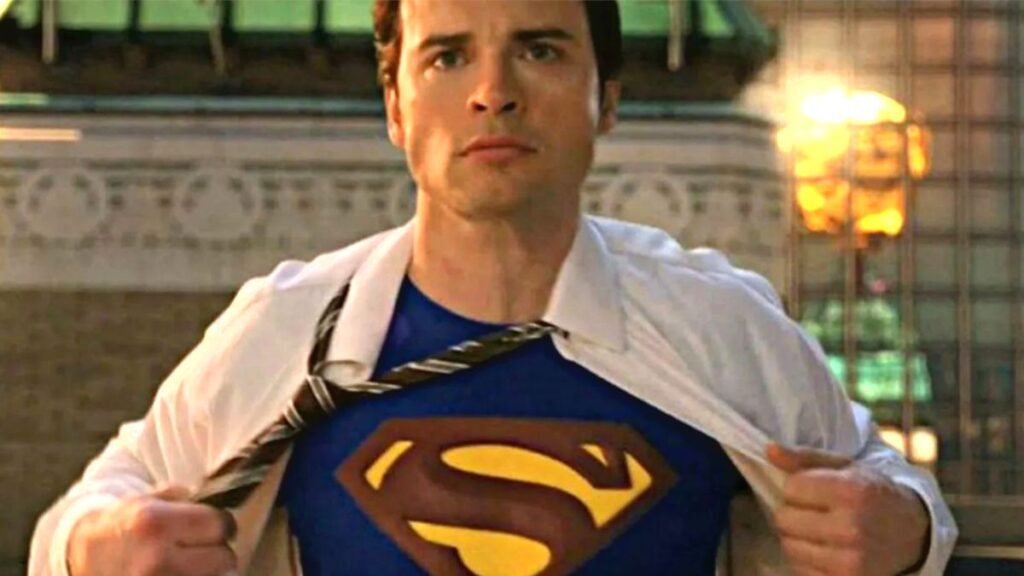 Tom Welling com traje de Superman em Smallville