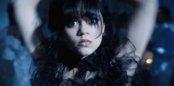 Jenna Ortega dançando em Wandinha