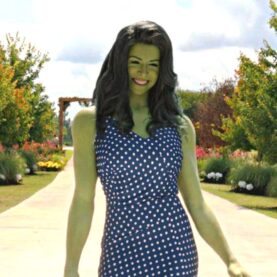 Tatiana Maslany como Mulher-Hulk em série