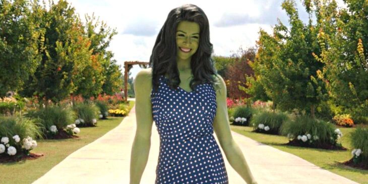Tatiana Maslany como Mulher-Hulk em série