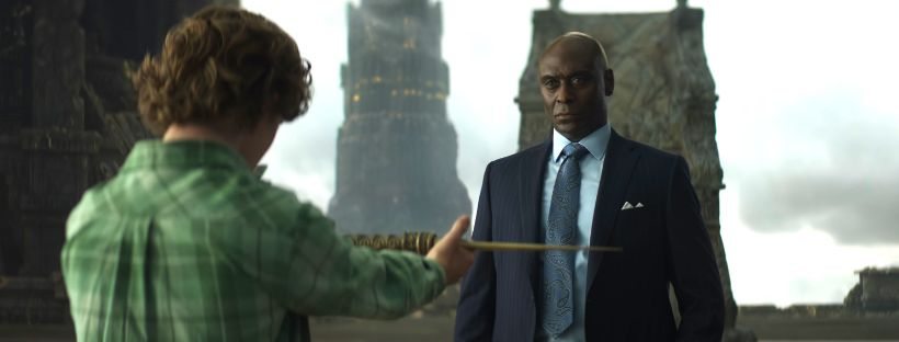 Percy entregando o Raio Mestre para Zeus