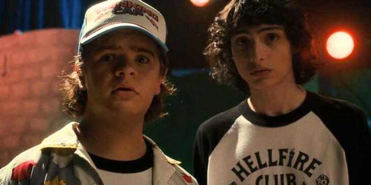 Gaten Matarazzo e Finn Wolfhard em Stranger Things