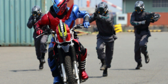Imagem promocional de Kamen Rider Build