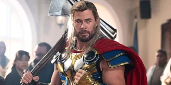 Chris Hemsworth caracterizado como THor