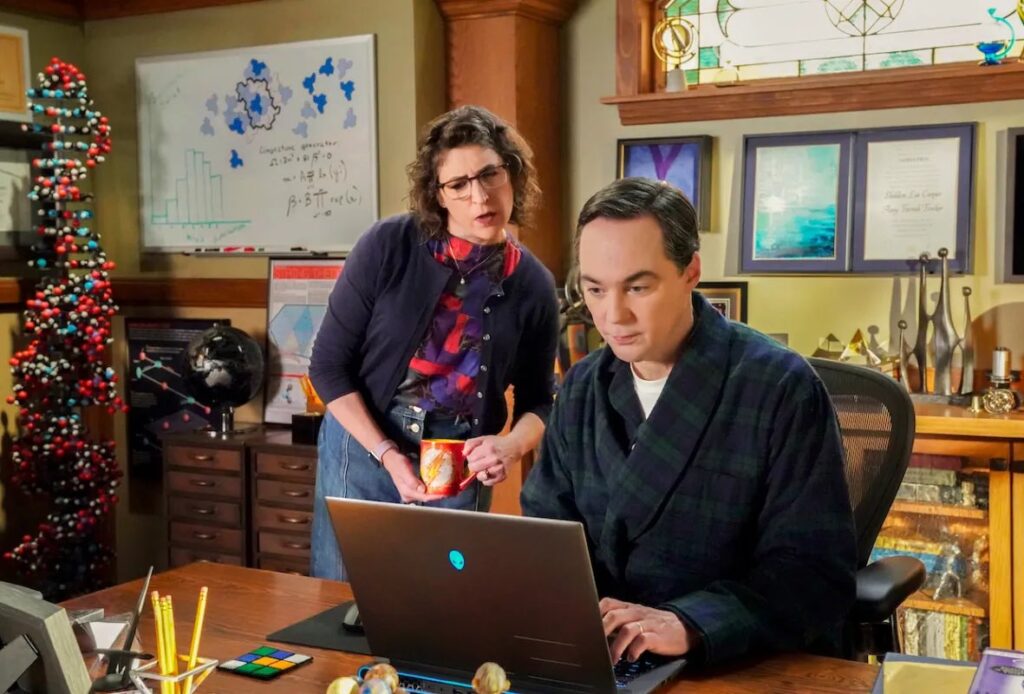 Sheldon e Amy adultos em Young Sheldon