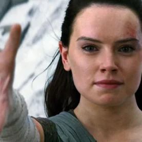 Daisy Ridley é Rey em Star Wars Os Últimos Jedi