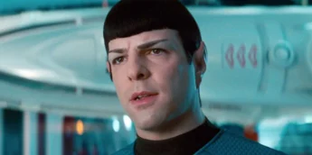 Zachary Quinto como Spock em Star Trek