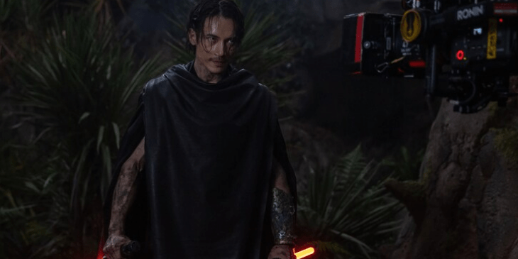 The-Acolyte-Manny-Jacinto-O-Estranho