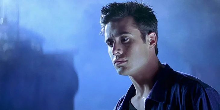 Freddie Prinze Jr. em Eu Sei o que Vocês Fizeram no Verão Passado