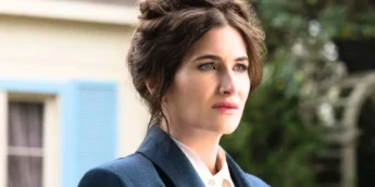 Kathryn Hahn na série Agatha Desde Sempre